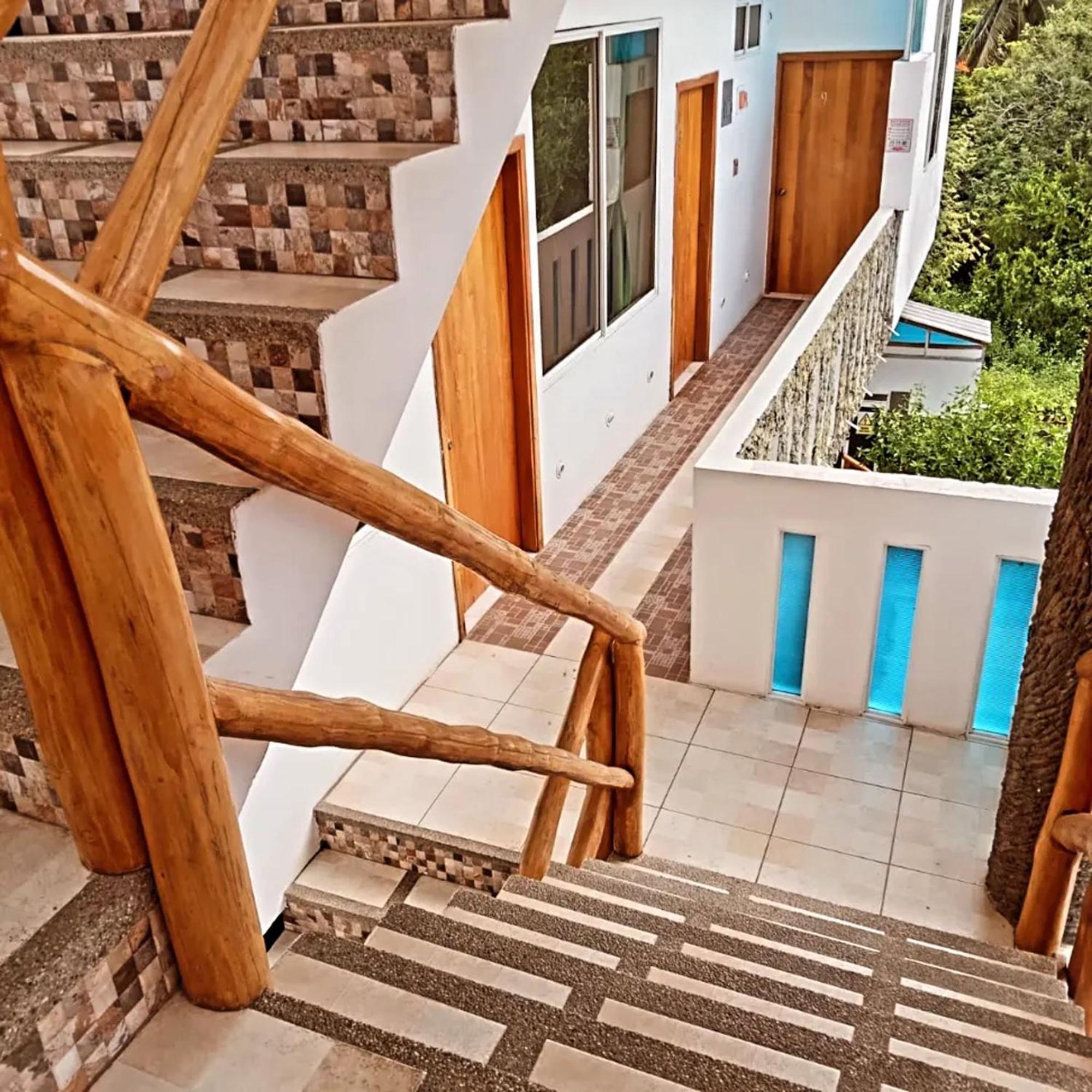 Isla Azul Hotel Puerto Ayora  Buitenkant foto